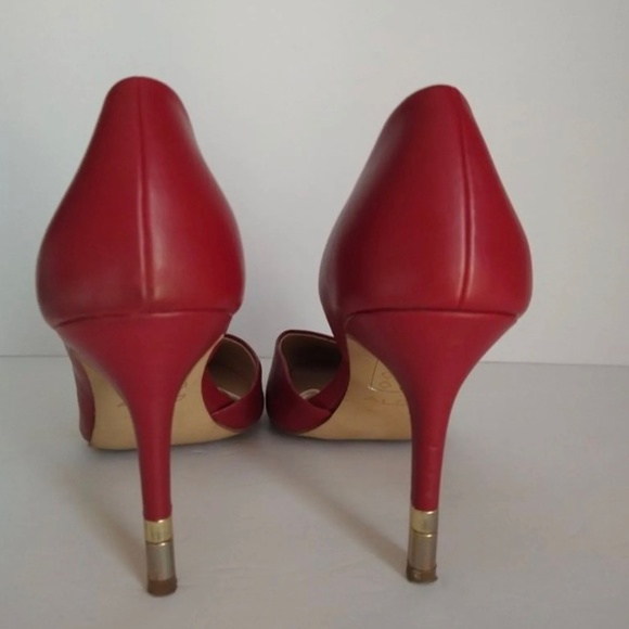 Women's Aldo red heels, size 7. - Picture 4 of 6